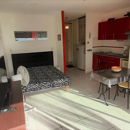 Heliopolis - Studio Pour 2 Personnes 434 - Naturiste 아그